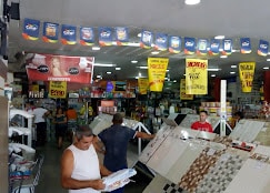 Loja de material de construção com grande variedade de produtos